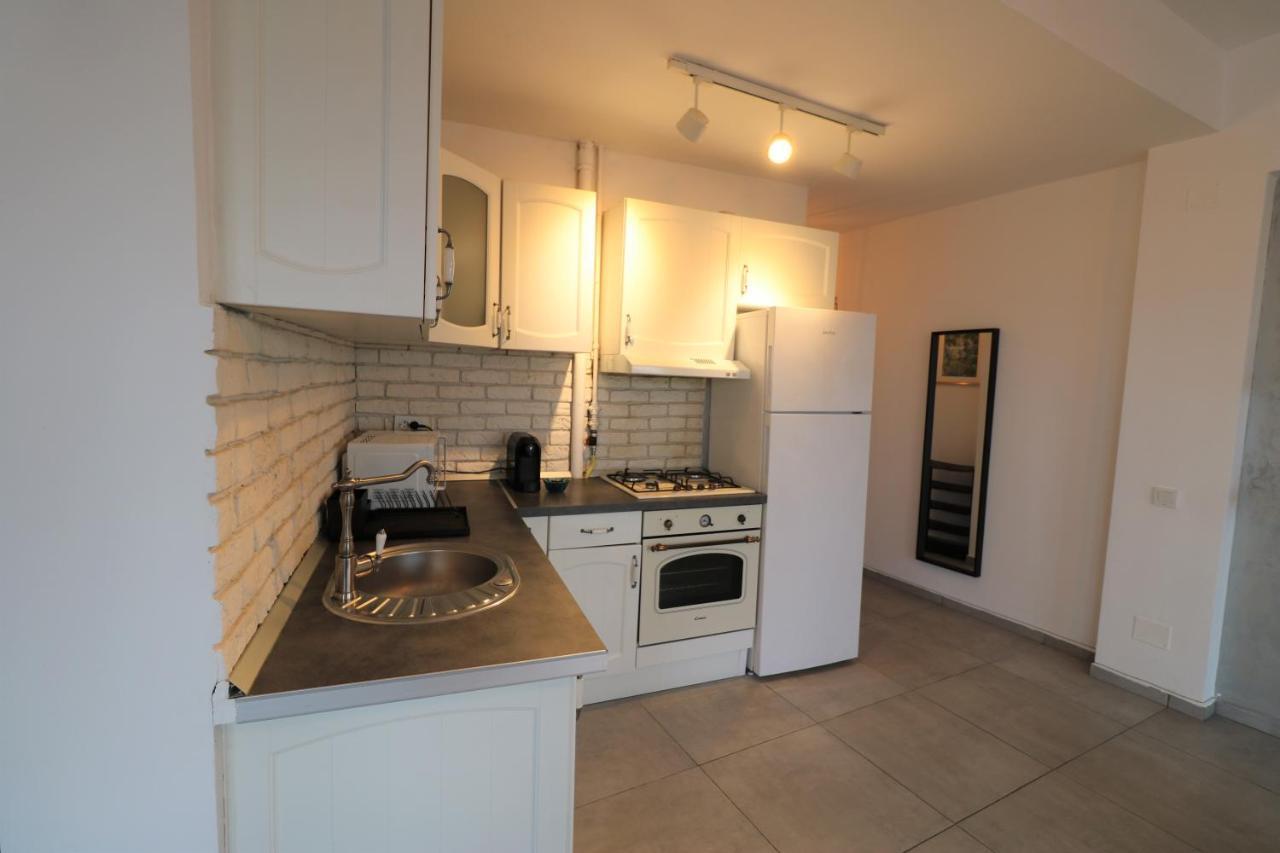 Serenity Heights Apartment: A Panoramic Haven Near Old Town - Free Minibar Bukareszt Zewnętrze zdjęcie