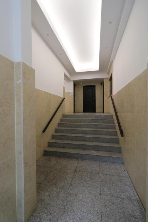 Serenity Heights Apartment: A Panoramic Haven Near Old Town - Free Minibar Bukareszt Zewnętrze zdjęcie