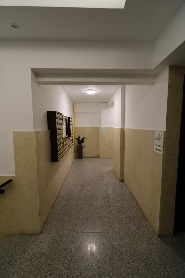 Serenity Heights Apartment: A Panoramic Haven Near Old Town - Free Minibar Bukareszt Zewnętrze zdjęcie