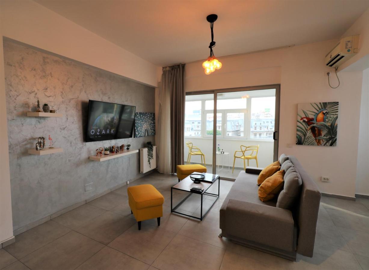 Serenity Heights Apartment: A Panoramic Haven Near Old Town - Free Minibar Bukareszt Zewnętrze zdjęcie